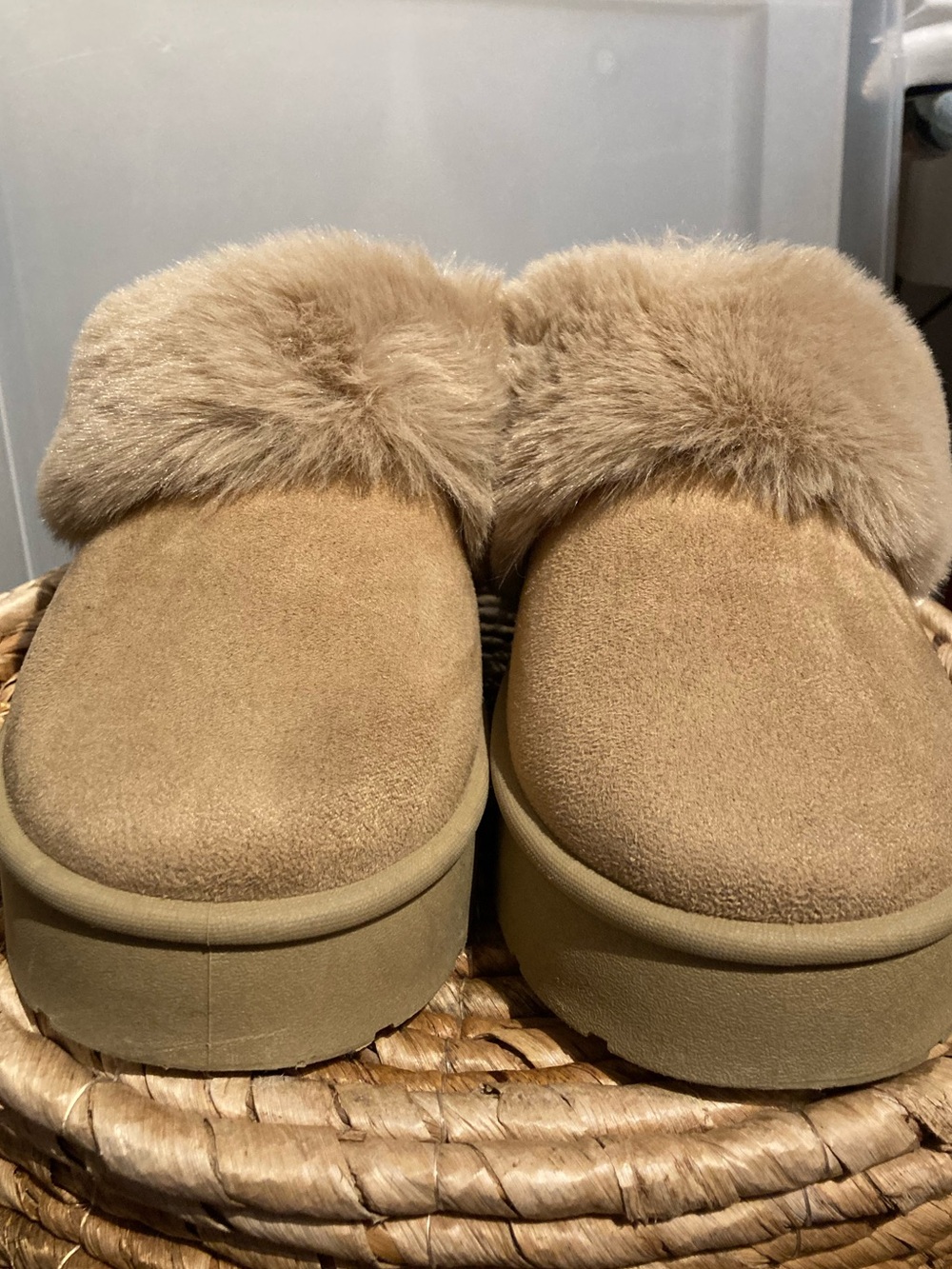 Society Women's Faux-Fur Clog Slippers in Tan
